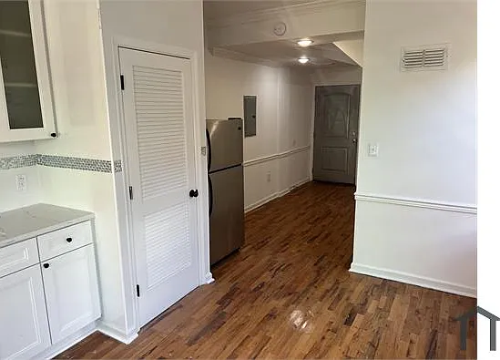 4215 Viola St #2R — Photo 26