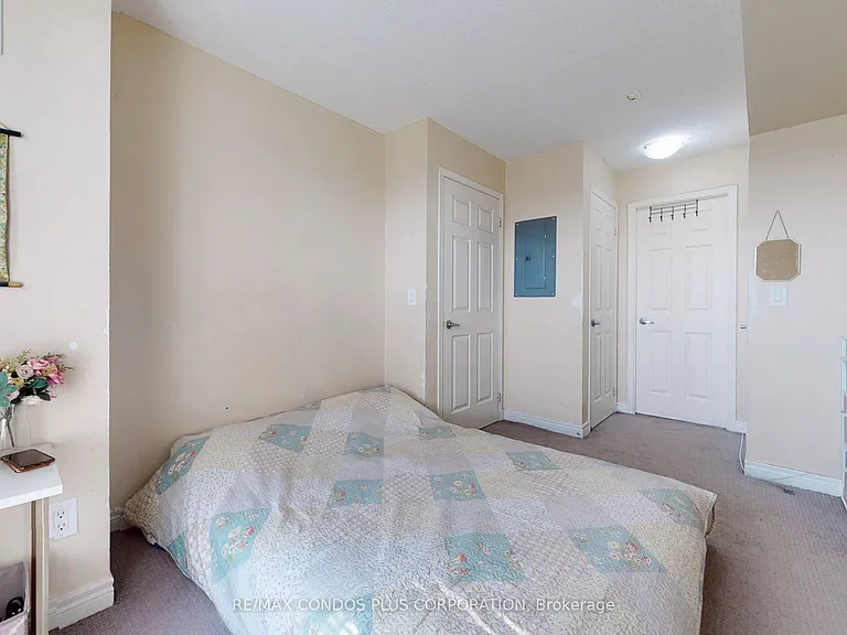 60 Fairfax Cres #315 — Photo 23