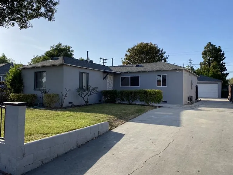 1237 W Chestnut Ave — Photo 1