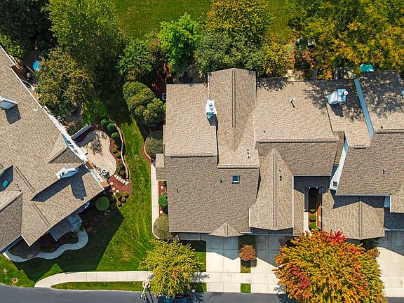 4th image of 11251 Melrose Ct