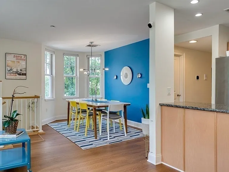 4040 Washington St #1 — Photo 4