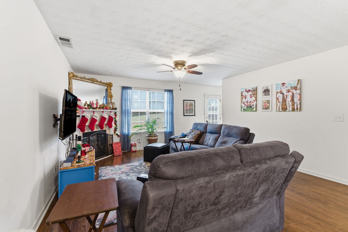 next background image