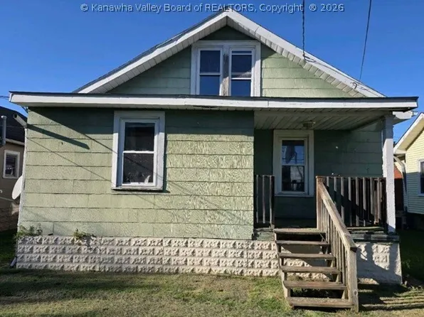 2016 16th St, Parkersburg, WV 26101