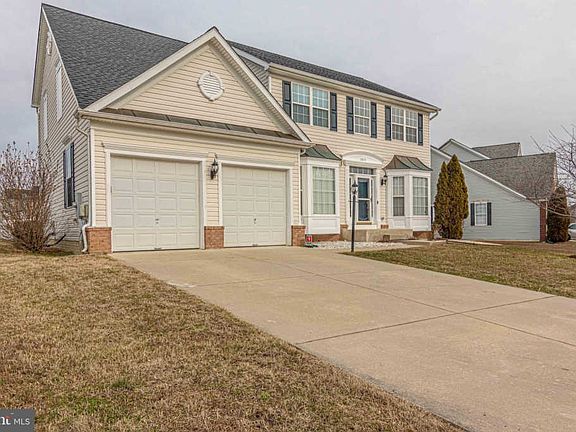 3rd image of 1013 Savanna Dr