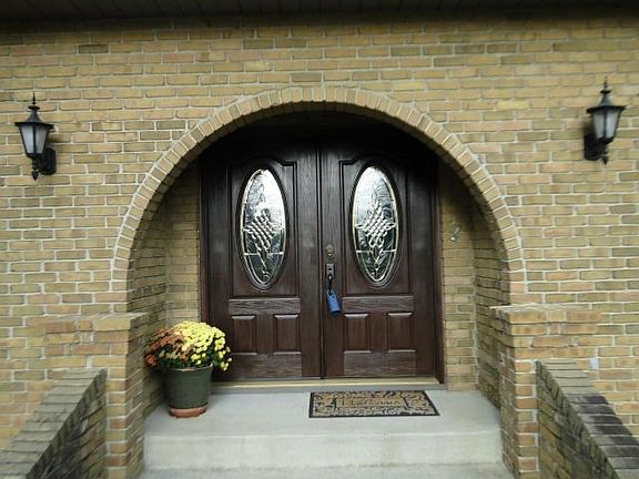 5th image of 12869 Fox Run Ct N
