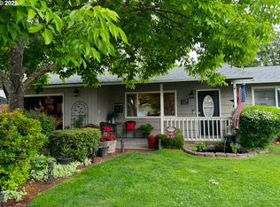 238 S P St, Cottage Grove, OR 97424