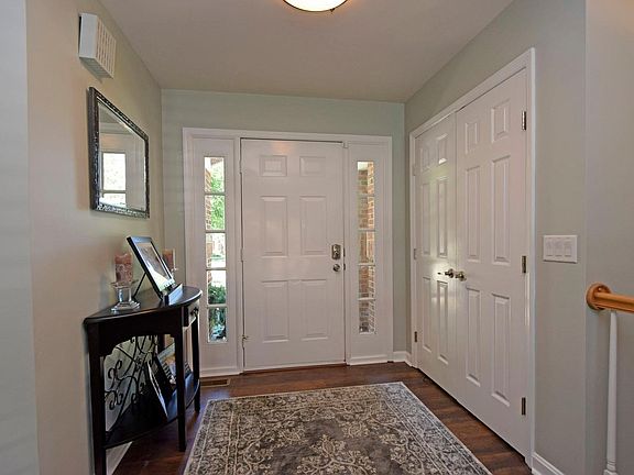 2nd image of 6856 Fox Hill Ln