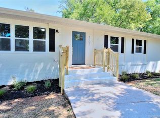 4001 Irvington Dr, Charlotte, NC 28205