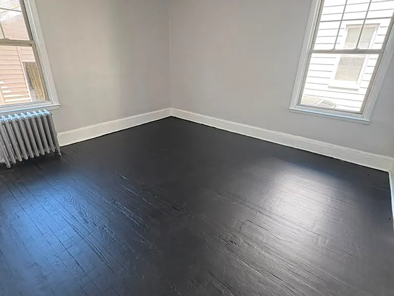 381 Leslie St #2 — Photo 7