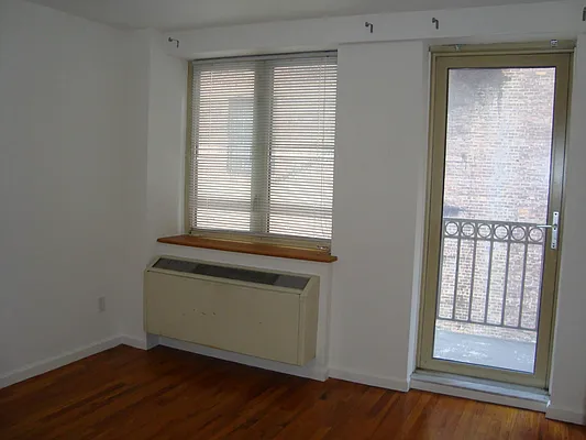 Rented by Keller Williams NYC | media 100