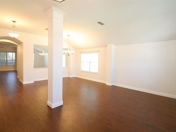 5th image of 2409 Hawkwood Ct