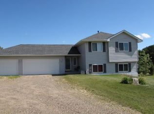 973 158th St, Hammond, WI 54015