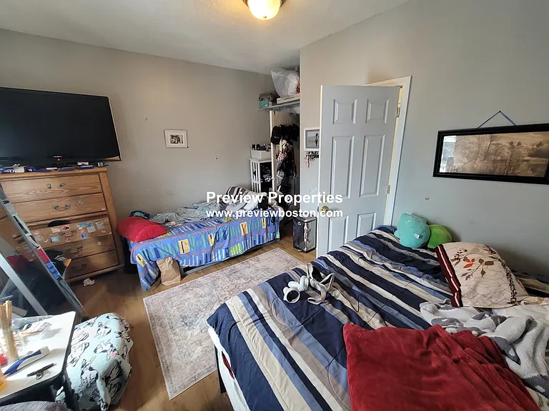 56 Park Vale Ave #9P — Photo 7