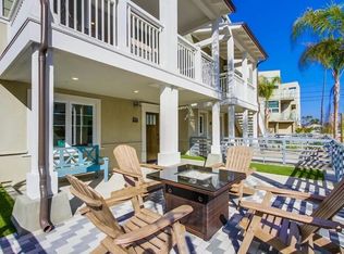 834 Santa Barbara Pl, San Diego, CA 92109