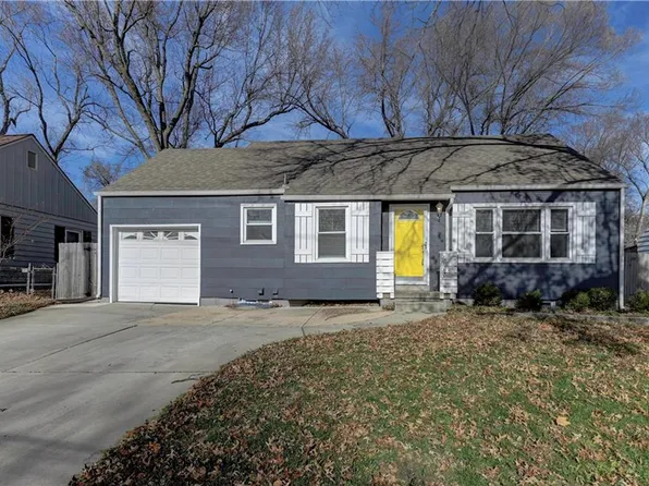 5300 W 51st St, Roeland Park, KS 66205