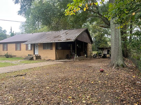 2nd image of 200 Kavanaugh St