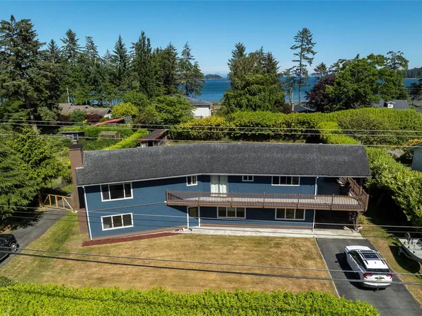 6095 Beaver Harbour Rd, Pt Hardy, BC V0N 2P0