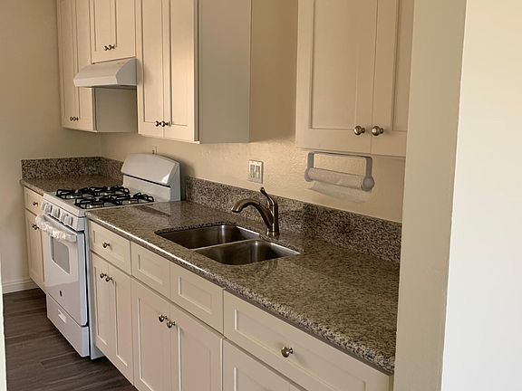 3rd image of 1505 Del Amo Blvd #3