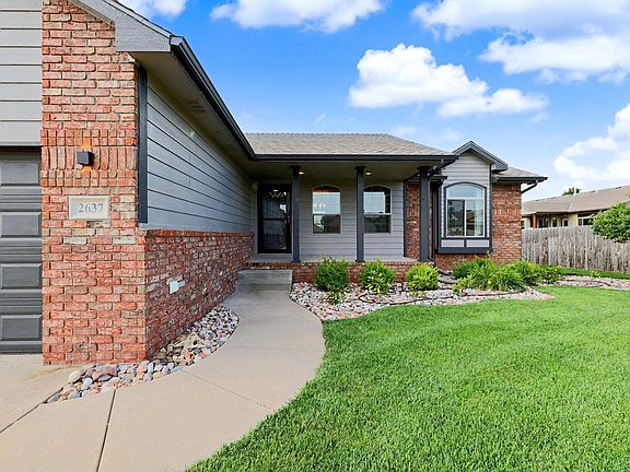 2nd image of 2637 E Mason Ridge Dr