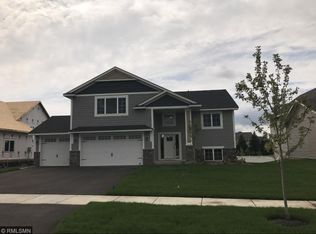 6781 94th St, Cottage Grove, MN 55016