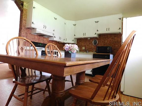 5th image of 613 Saint Anthony Dr