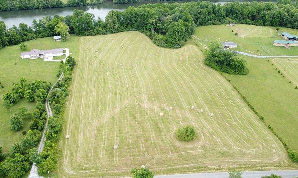 1st image of 17 Fairground Ln Lot 17