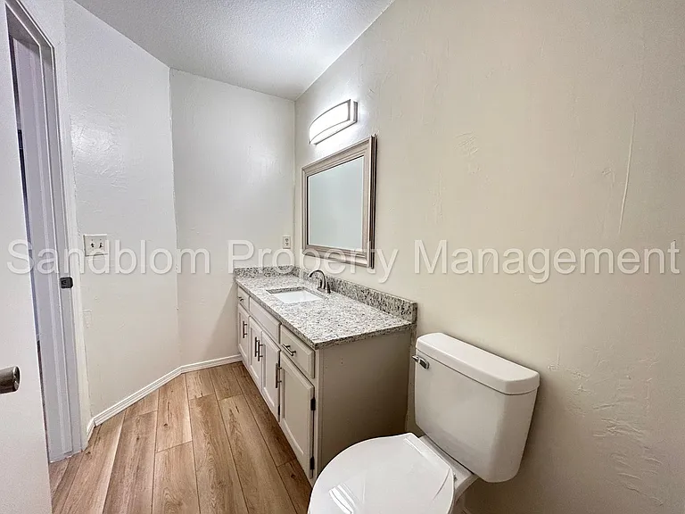 8928 E 87th Pl — Photo 16
