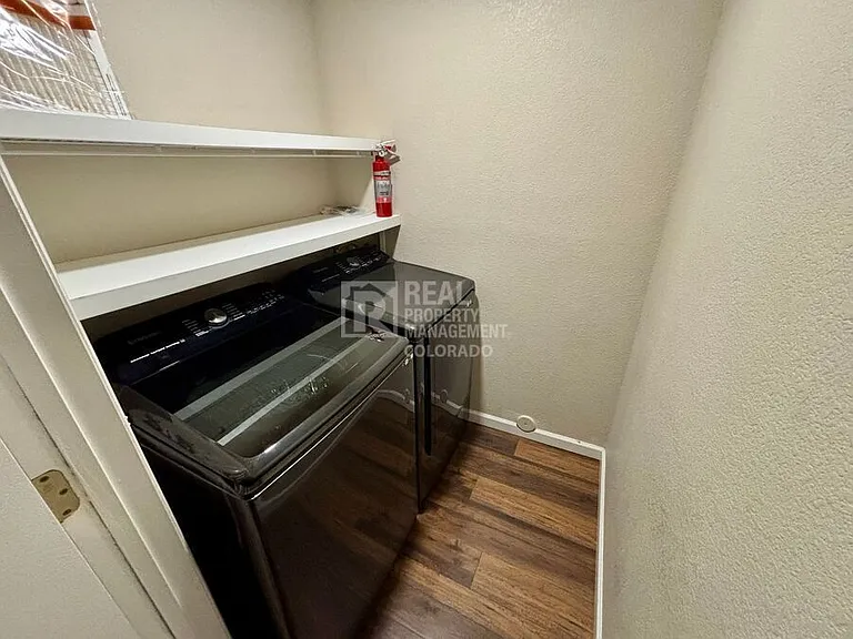 4554 Perth St — Photo 10