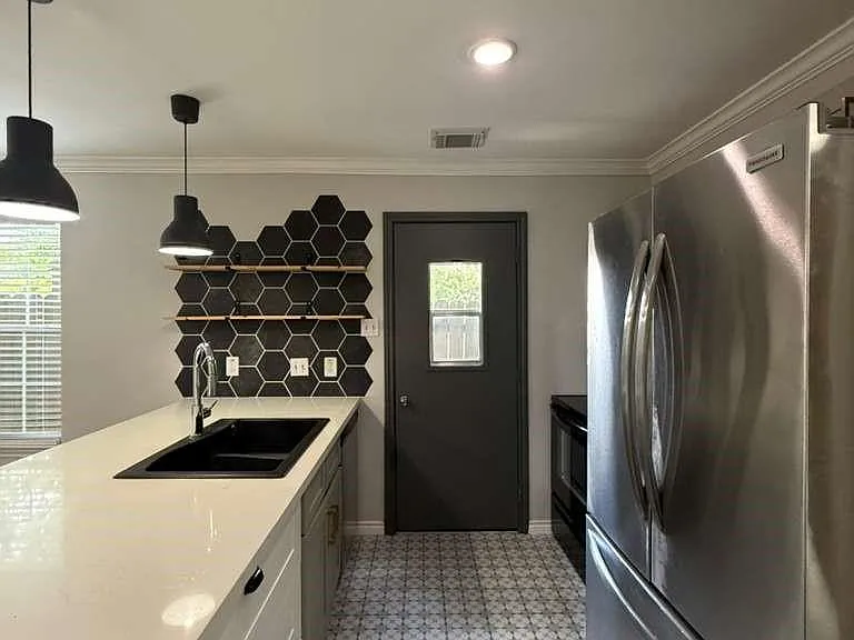 9623 Elmview Pl #1 — Photo 8