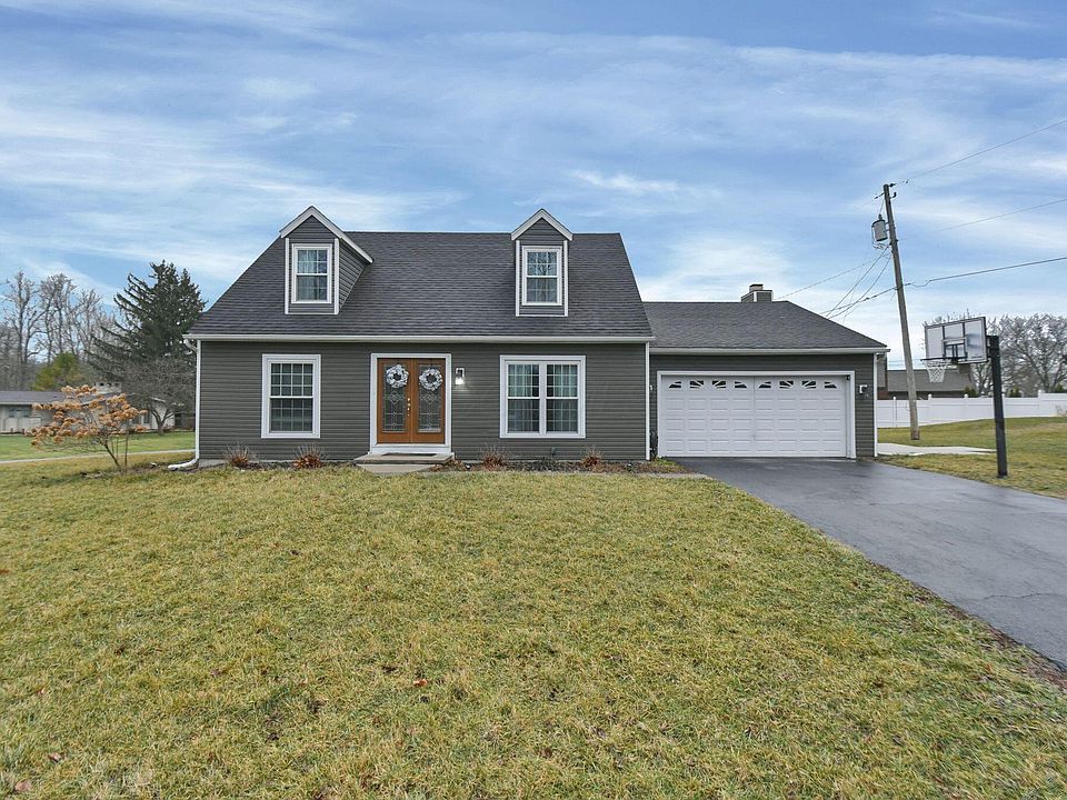 1st image of 1540 Adak Ave