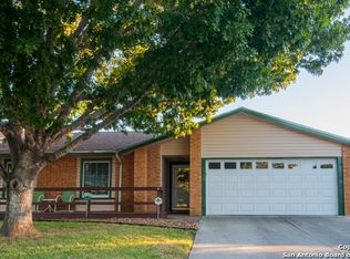 9326 Valley Rdg, San Antonio, TX 78250