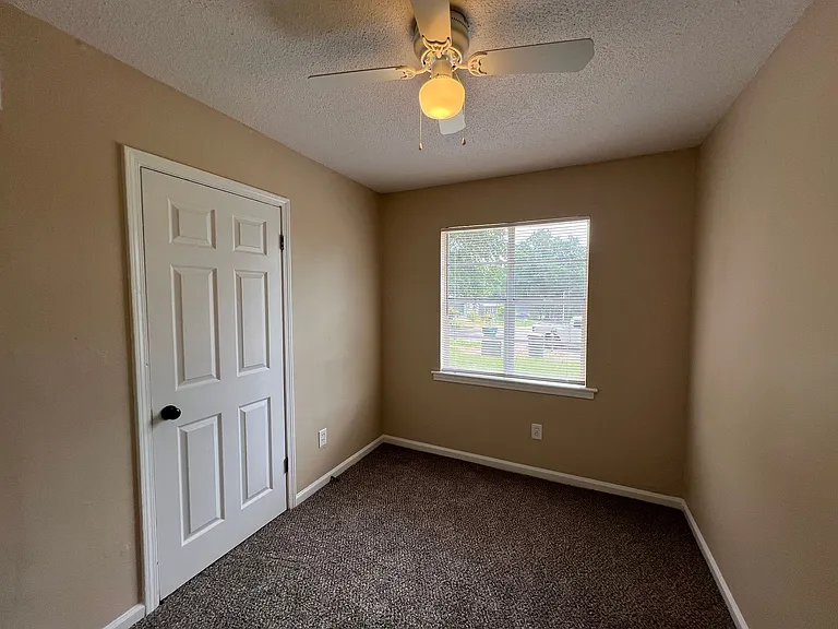 3775 Longmont Cv — Photo 5
