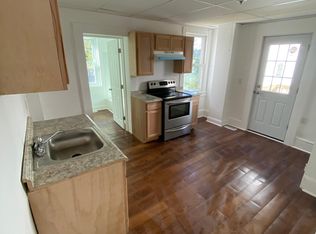 122 W Harmony St, Penns Grove, NJ 08069