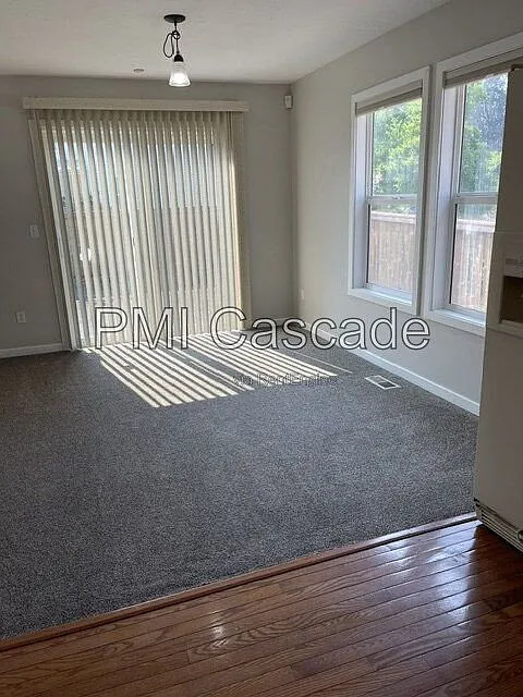 3 bed, 2.0 bath, 1514 sqft, $3,000 — Photo 4