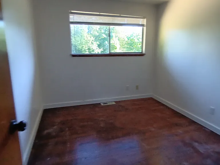 216 S 173rd Pl — Photo 9