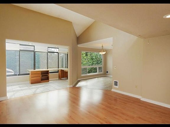 2nd image of 13743 15th Ave NE APT D11