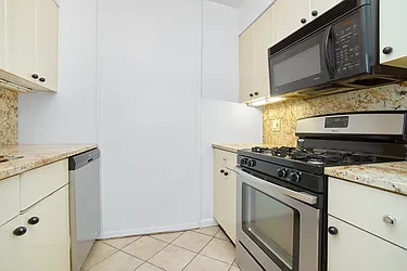 Rented by Living New York