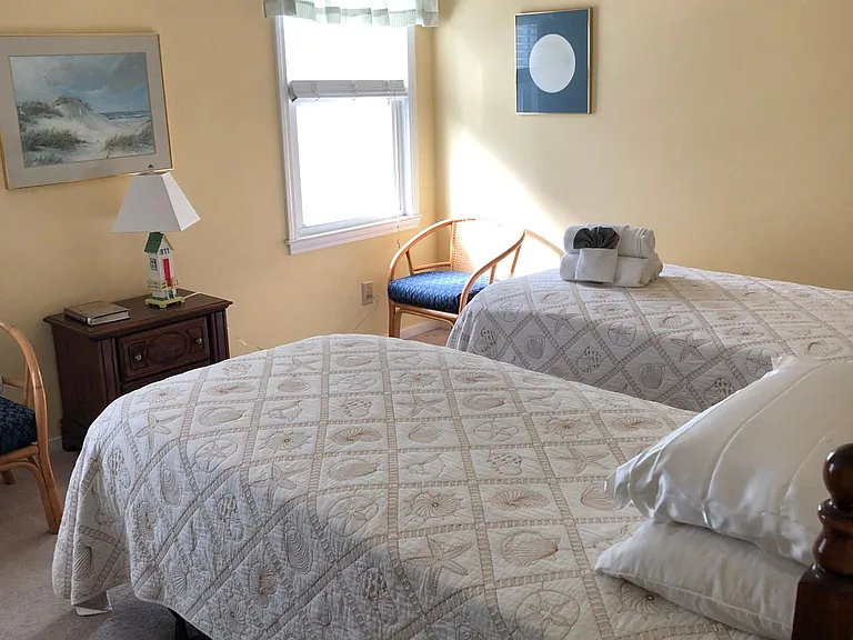 104G Sunset Square Dr — Photo 16