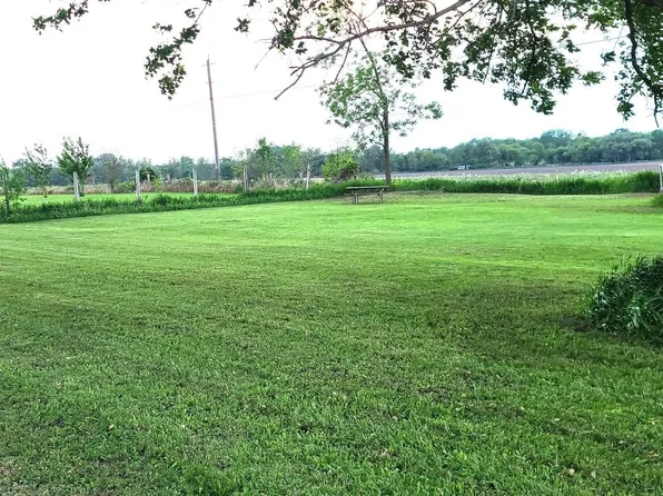 4267 COUNTY ROAD K, Franksville, WI 53126