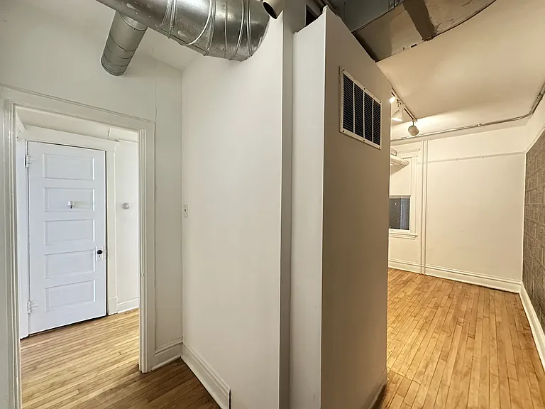 3422 N Lincoln Ave #EROTS — Photo 10
