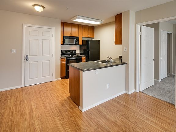 5th image of 1435 India St Unit 511