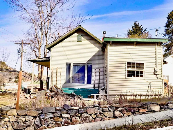 107 E Rock St, Colfax, WA 99111