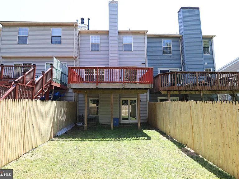 18365 Honeylocust Cir — Photo 26