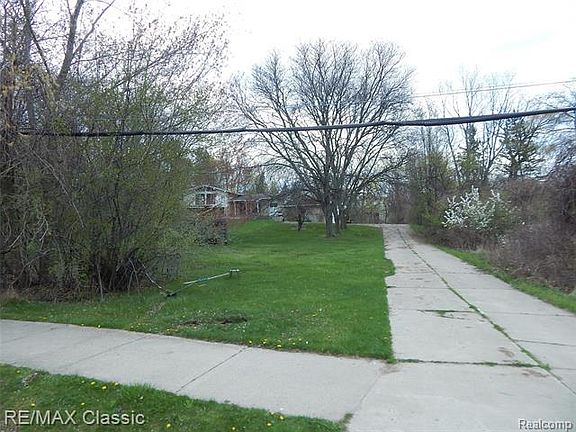 4th image of 4865 Inkster Rd