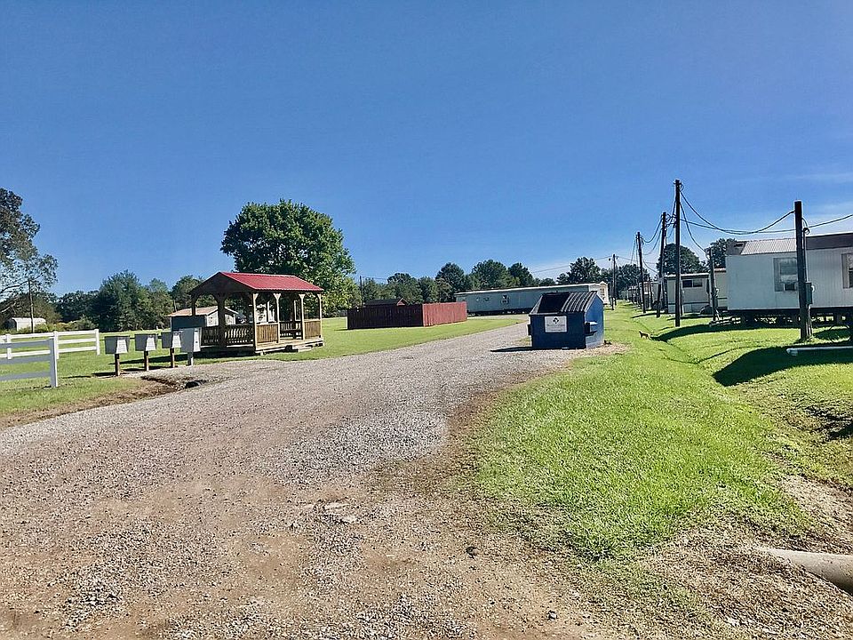 2nd image of 214 Halfway House Rd
