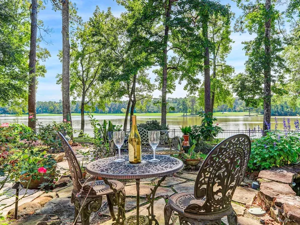 14 Shorelake Dr, Humble, TX 77339