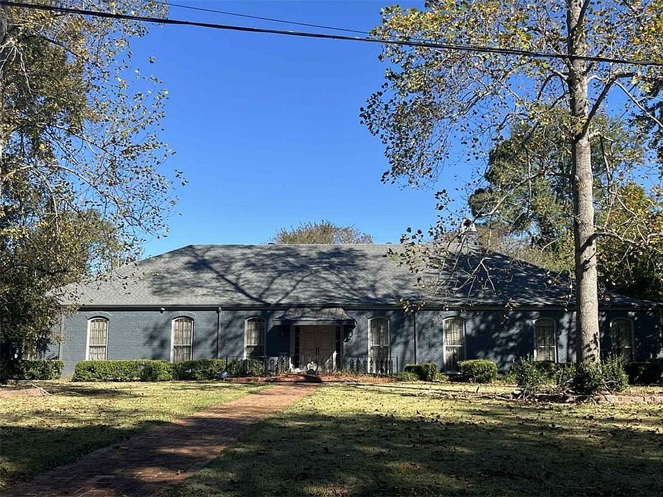 1st image of 3803 Pecan Dr