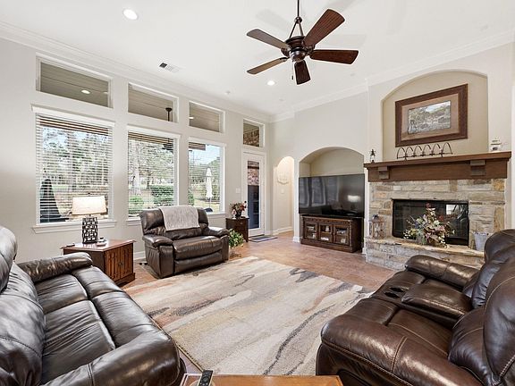 4th image of 1638 Beau Rivage