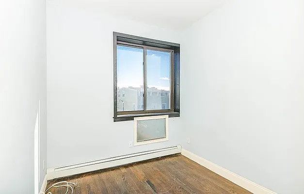 Rented by Skyhigh Realty NYC LLC | media 22