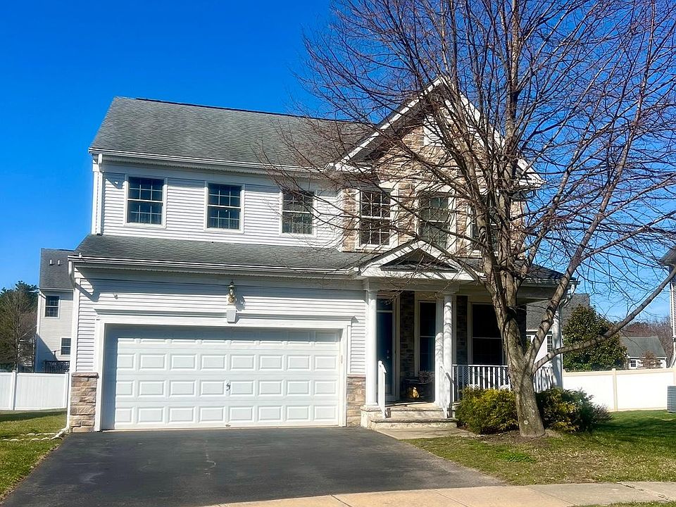 5 Crown Point Ct Old Bridge NJ Zillow